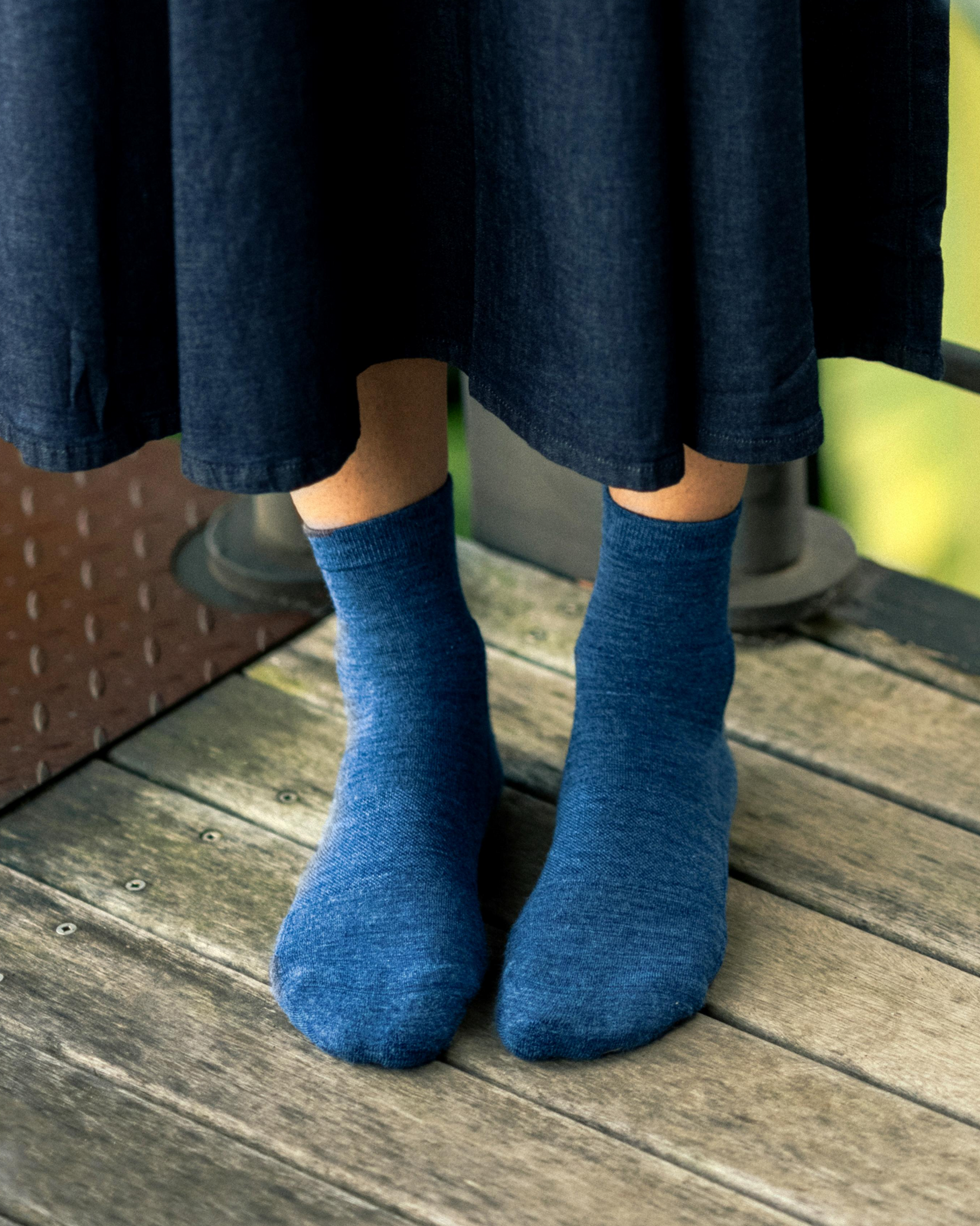 Navy Blue Barino™ Mid Crew